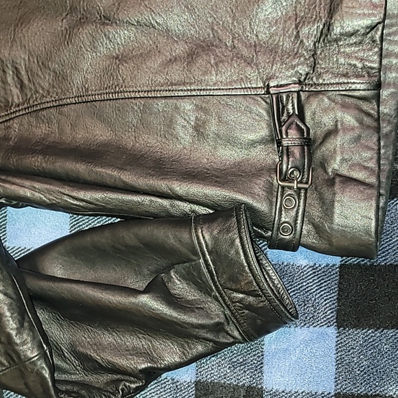 Vintage. 90s. Claiborne Outerwear. Lambskin leather jacket. Men's size XL - Picture 12 of 16